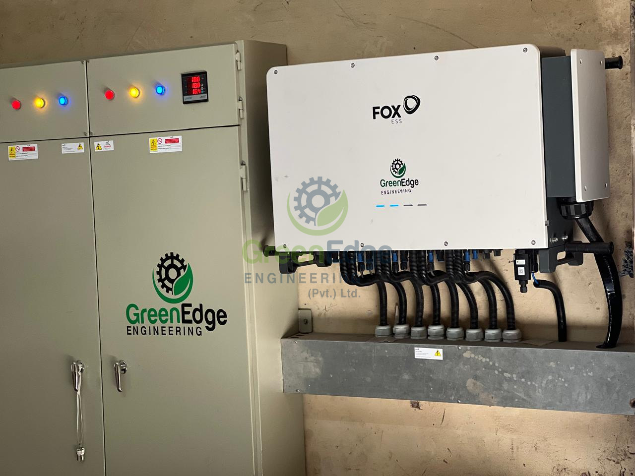 FOX inverter with distribution cabinets