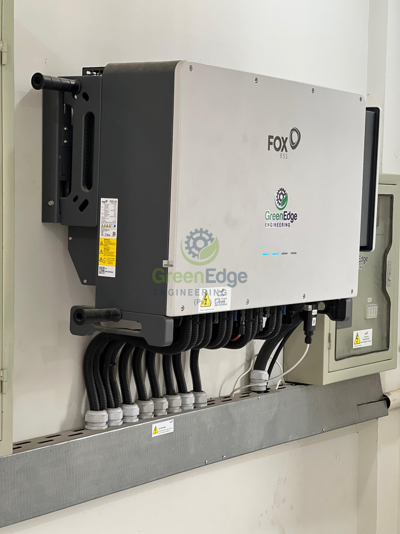 Inverter connection detail